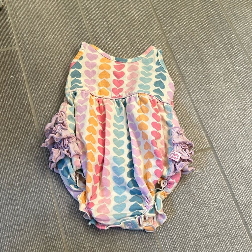 Ruffle butts heart print bubble romper 0-3M